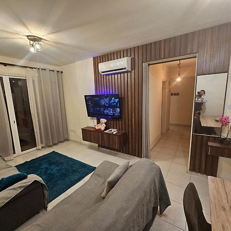 Appartement Stefaris "Koutsou Court 105" à Larnaca Extérieur photo