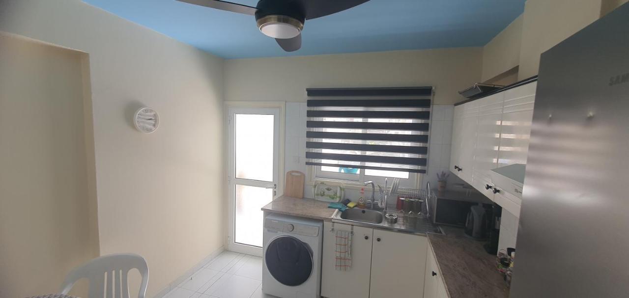 Appartement Stefaris "Koutsou Court 105" à Larnaca Extérieur photo